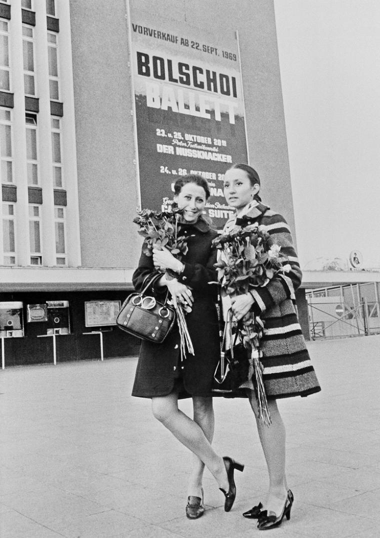 Несравненная Майя: редкие фото великой балерины и музы великих модельеров, фото № 18