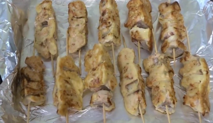 Запеканка с рисом под соусом в духовке