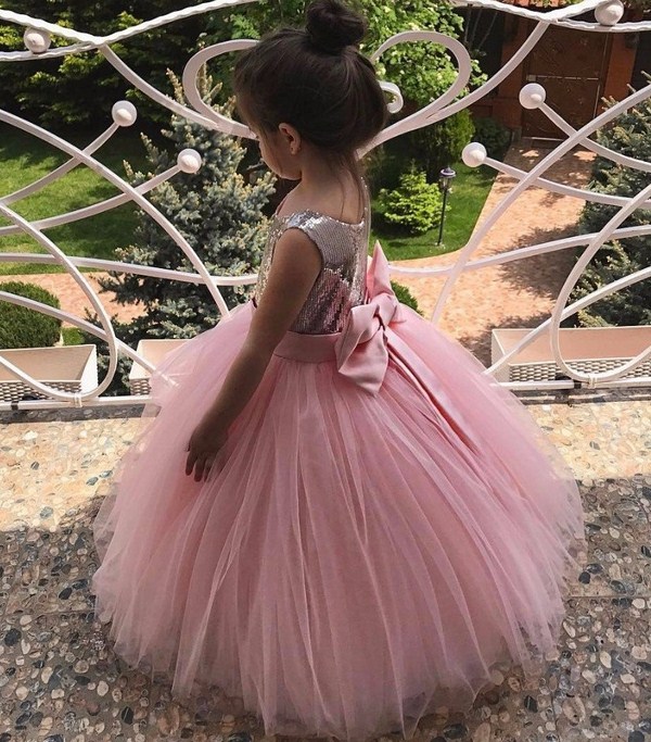 Нарядные платья для девочек: фото идеи праздничного наряда для маленькой принцессы