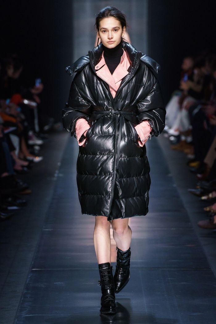 Модный пуховик осень-зима 2019-2020 Ermanno Scervino