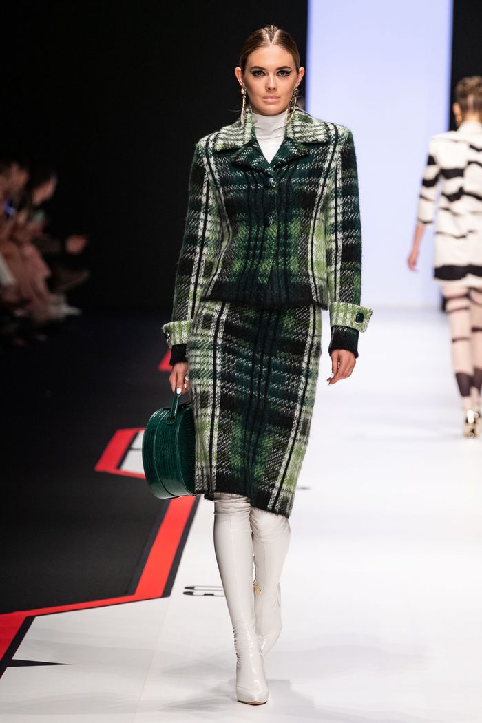 Модный зеленый пиджак в клетку Elisabetta Franchi